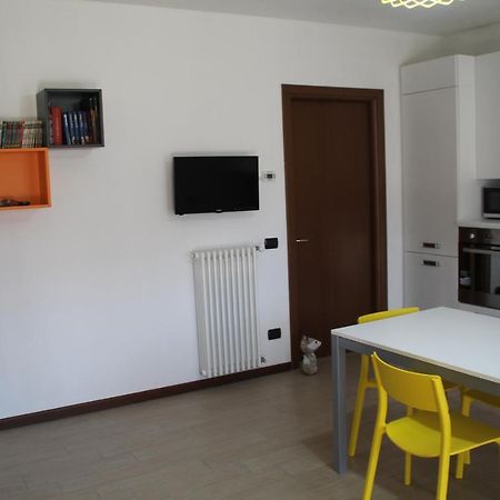 פסקיארה דל גארדה Casa Vacanze Da Riki Appartamento 1 מראה חיצוני תמונה