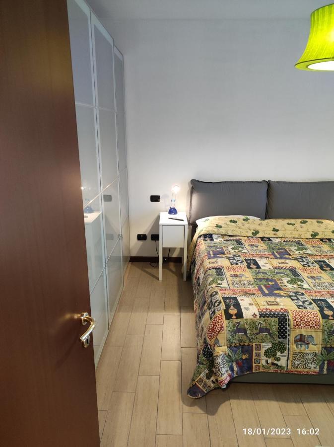 פסקיארה דל גארדה Casa Vacanze Da Riki Appartamento 1 מראה חיצוני תמונה