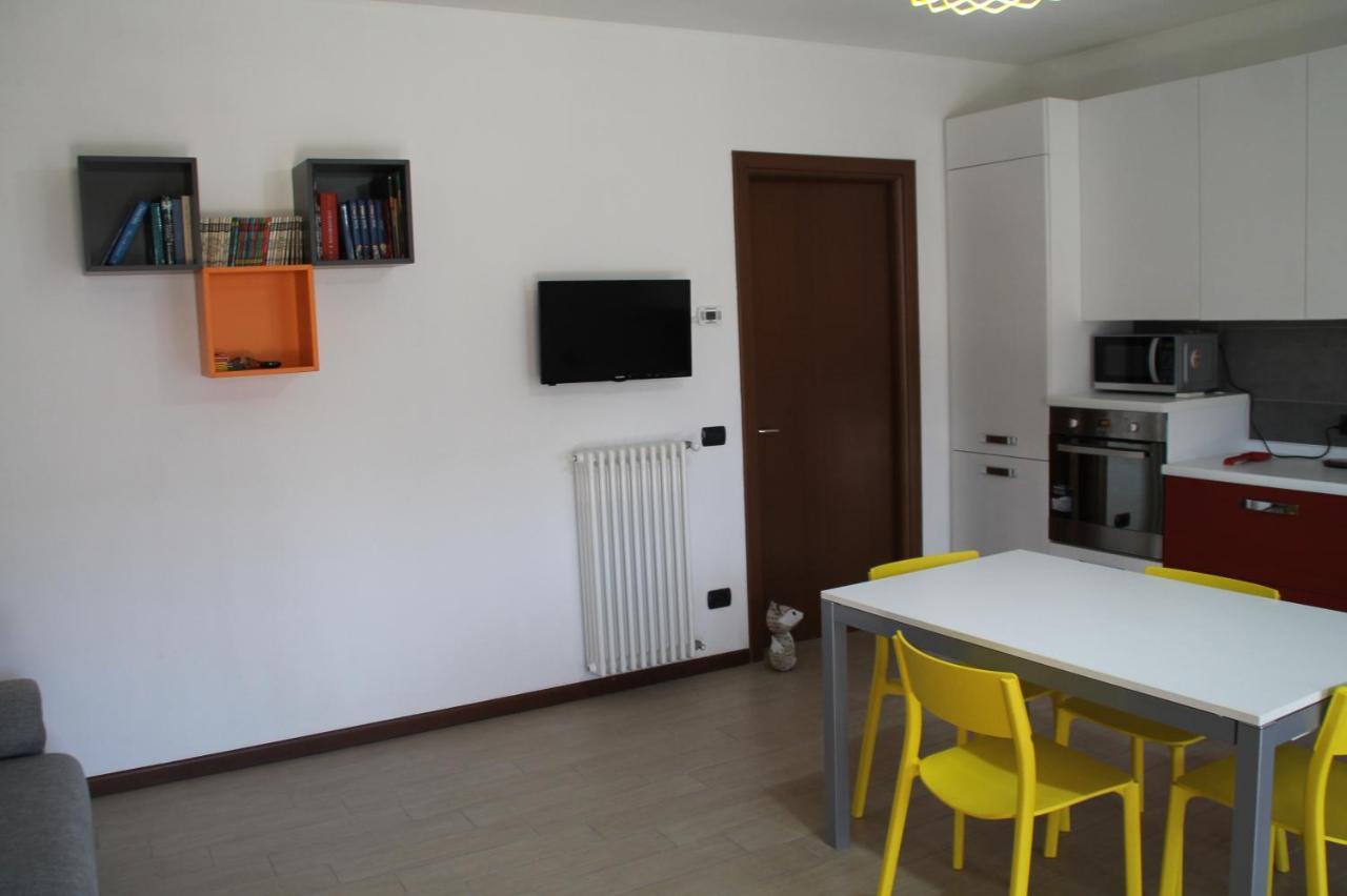 פסקיארה דל גארדה Casa Vacanze Da Riki Appartamento 1 מראה חיצוני תמונה